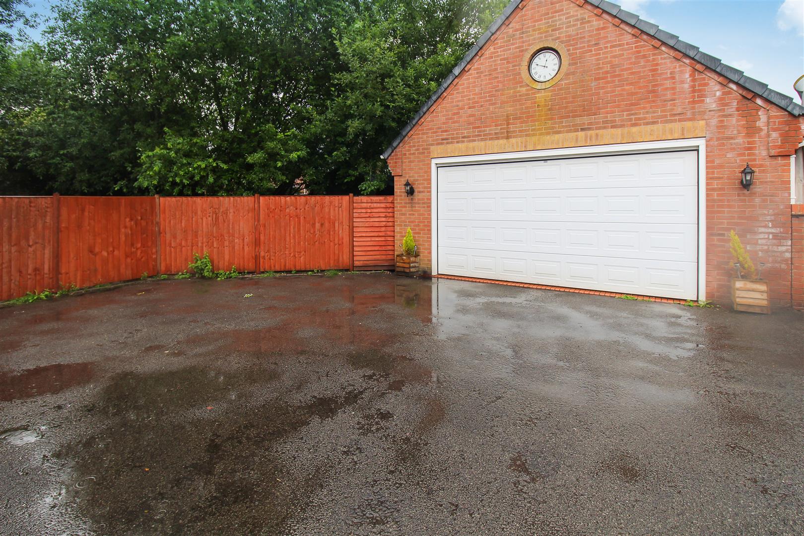 11 Edge View Road, Baddeley Green, Stoke-On-Trent